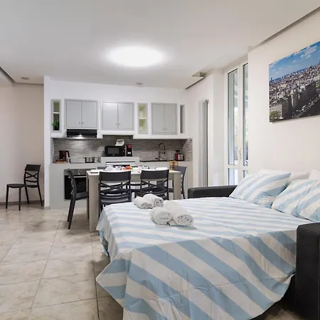 Family House Con Doppio Parcheggio Incluso Como